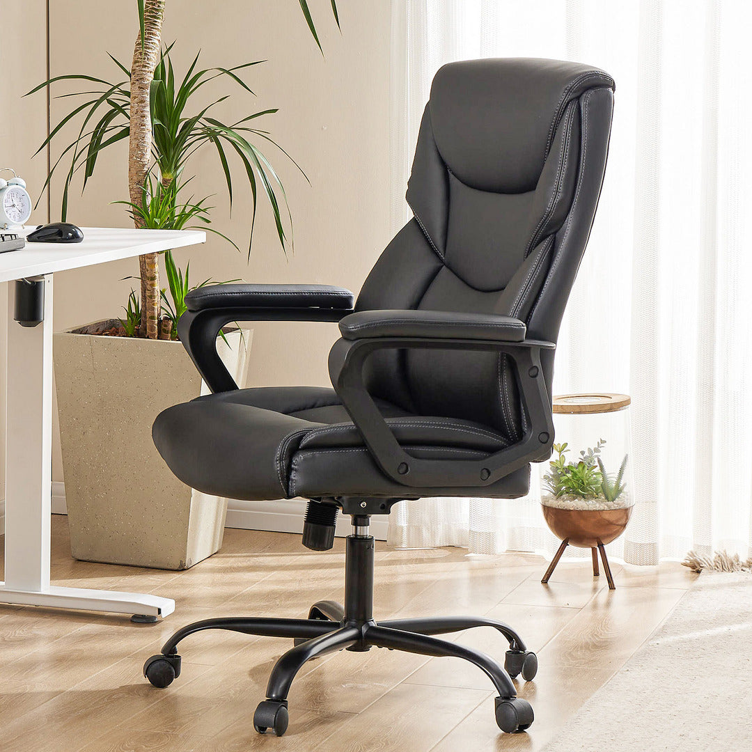 Ergonomic Office Desk Chair in PU Leather